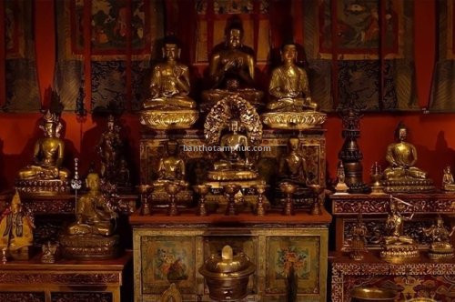 Phong thủy bàn thờ mới nhất 2023: Nguyên tắc, lưu ý và các kiêng kỵ