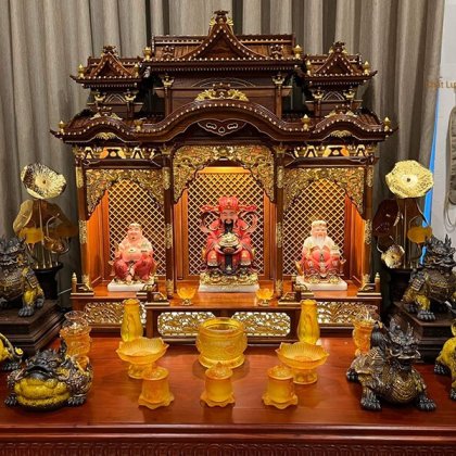 Bàn thờ Thần tài & Ông địa