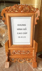 Mẫu khung hình thờ tại showroom bàn thờ Tâm Phúc.