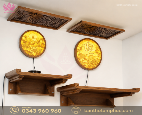 Mẫu bàn thờ treo tường kết hợp bàn thờ phật và gia tiên, bàn thờ treo tường mẫu chân gọn gỗ sồi BTTT22